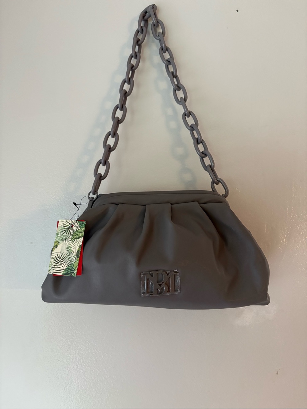 Badgley Mischka gray shoulder bag with chain strap